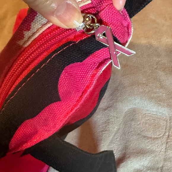 Marrimeko Unniko pink and red floral tote bag 13x16. - Picture 5 of 10